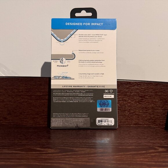 Speck iPhone 11 Pro Max Cases - Picture 4 of 4
